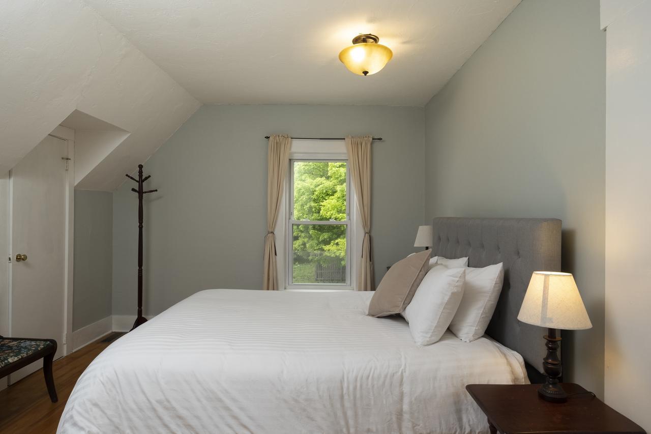 The Karass Inn Chester Екстериор снимка